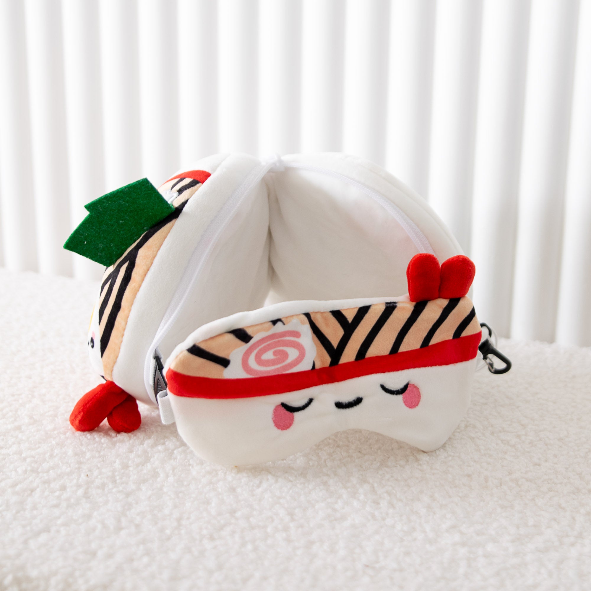 2-in-1 reiskussen met masker - Donut