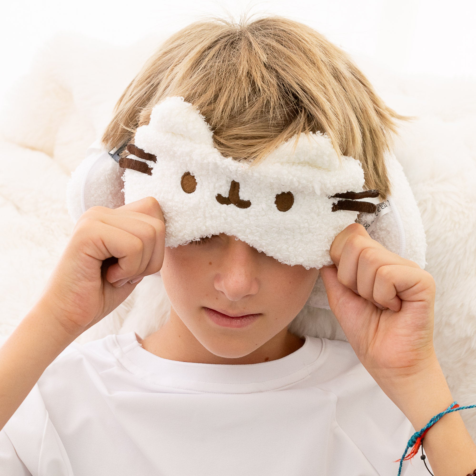 2-in-1 Reisekissen mit Maske – Ramen