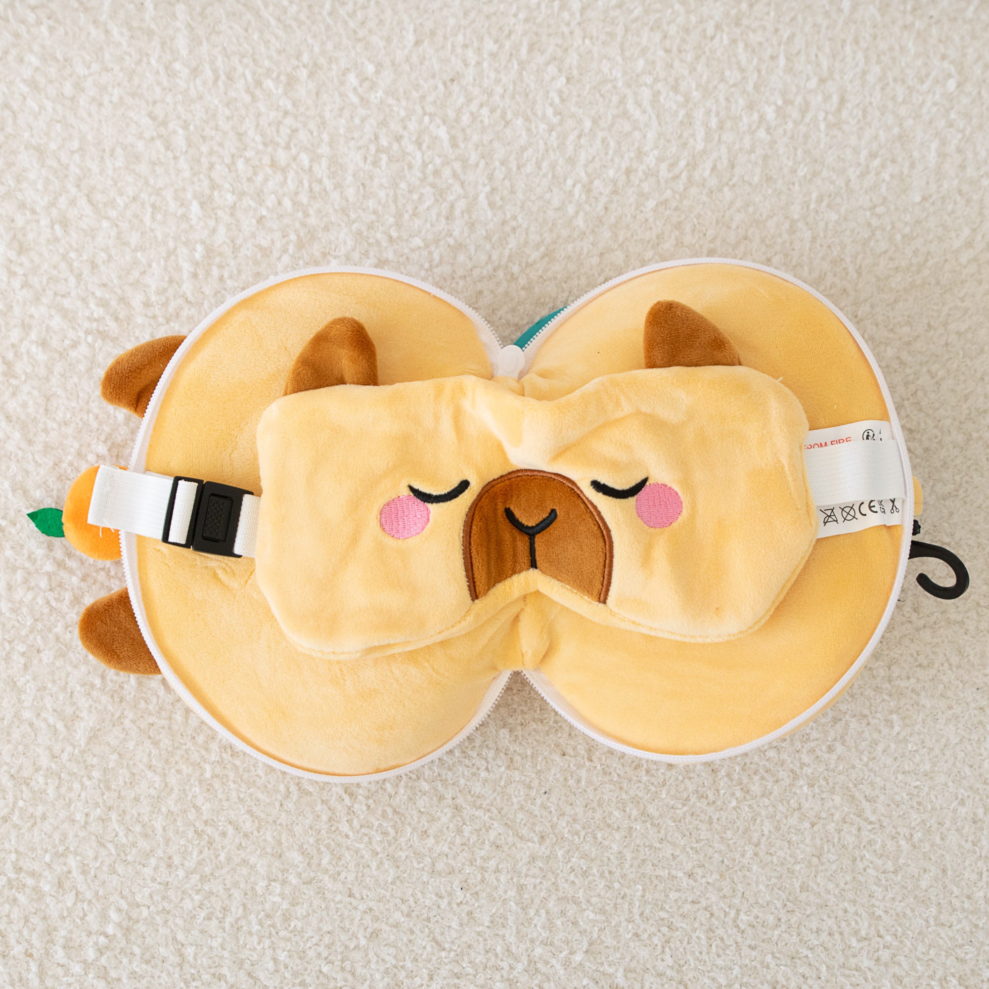 Coussin de voyage 2 en 1 avec masque - Capybara