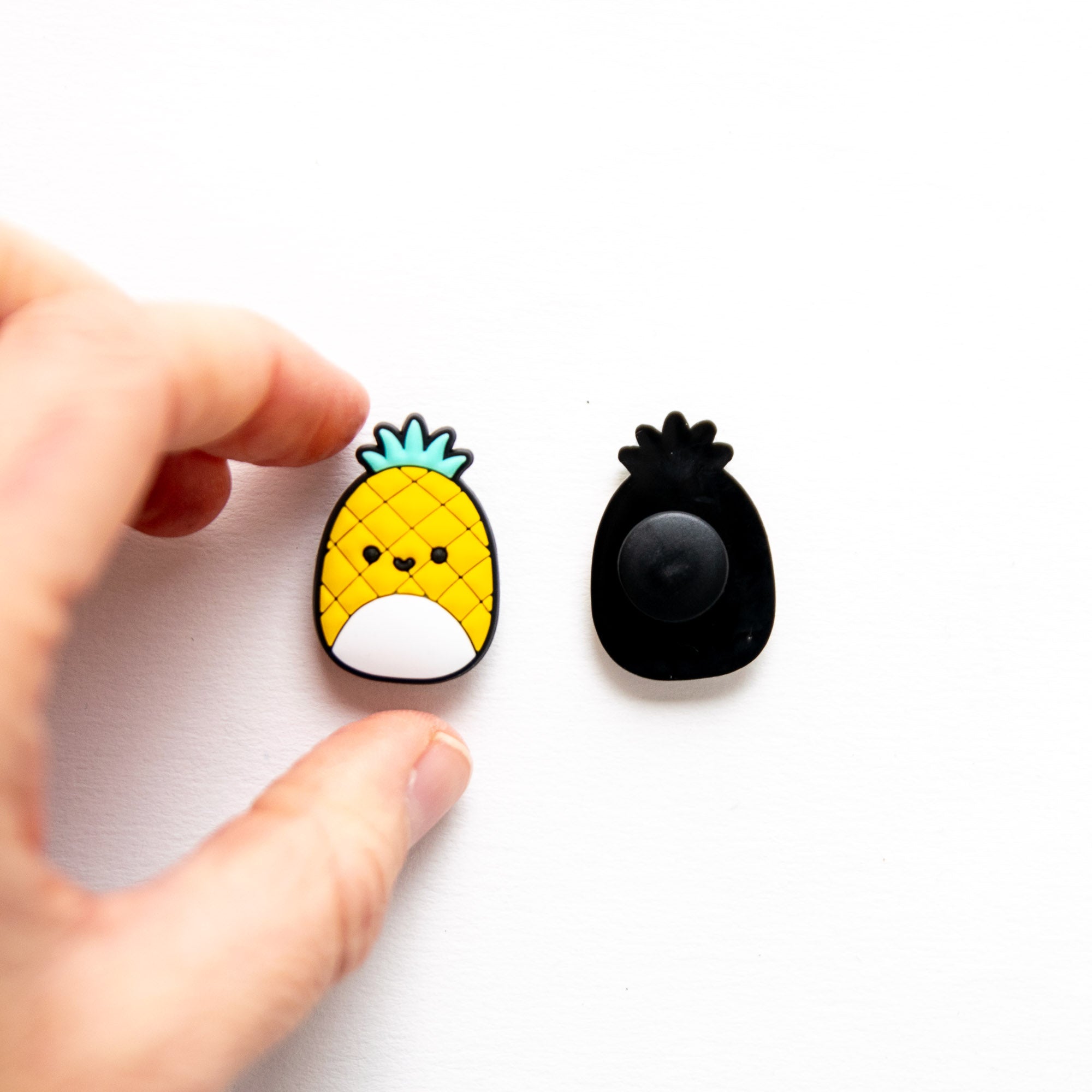 Accessoires pour Crocs Ananas