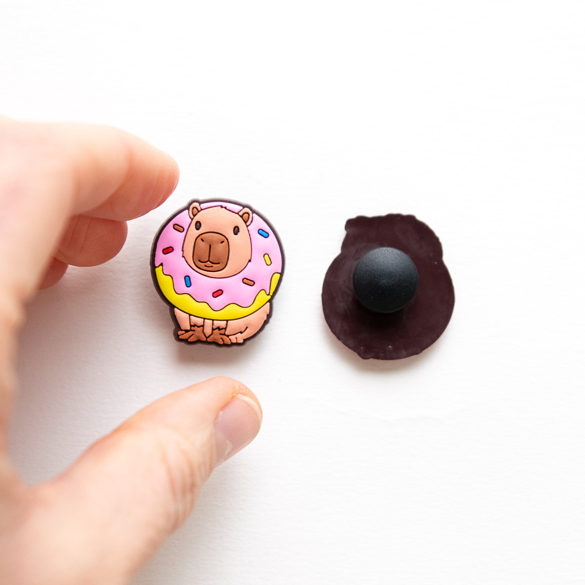 Accessoires pour Crocs Capybara & Donut autour du cou