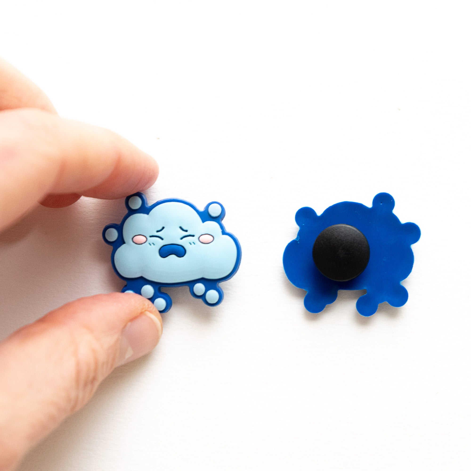 Accessoires pour Crocs Nuage Triste