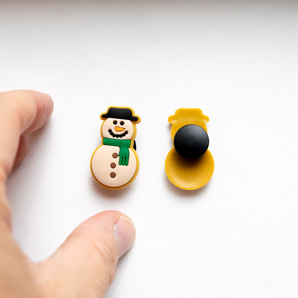 Accessoire pour Crocs Bonhomme de Neige & Echarpe Verte