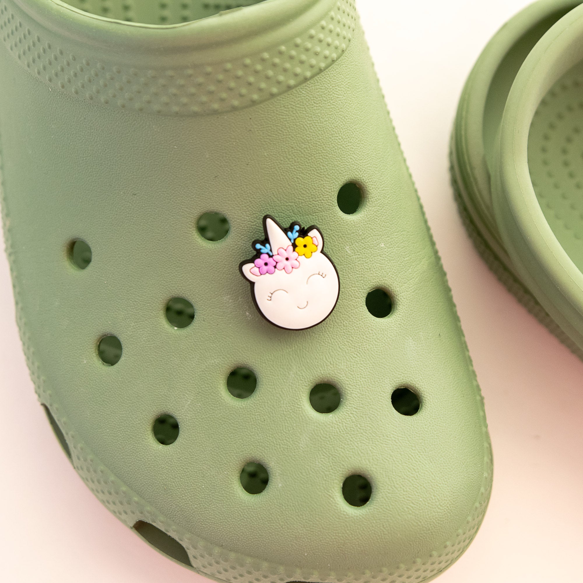 Accessoires pour Crocs Licorne & Couronne de Fleurs