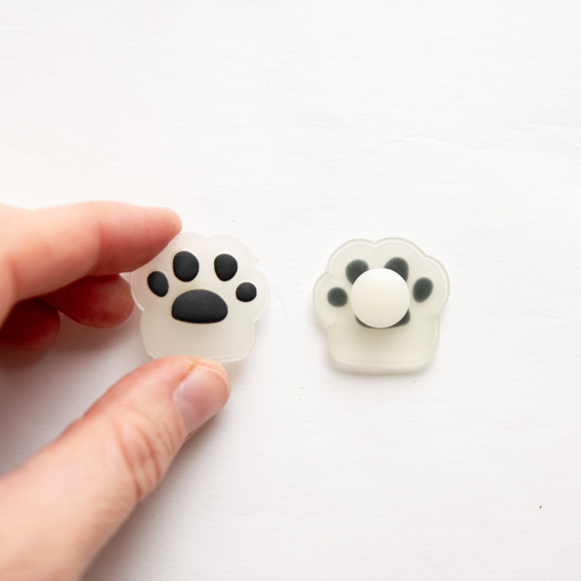Accessoire Phosphorecent pour Crocs Patte de chat