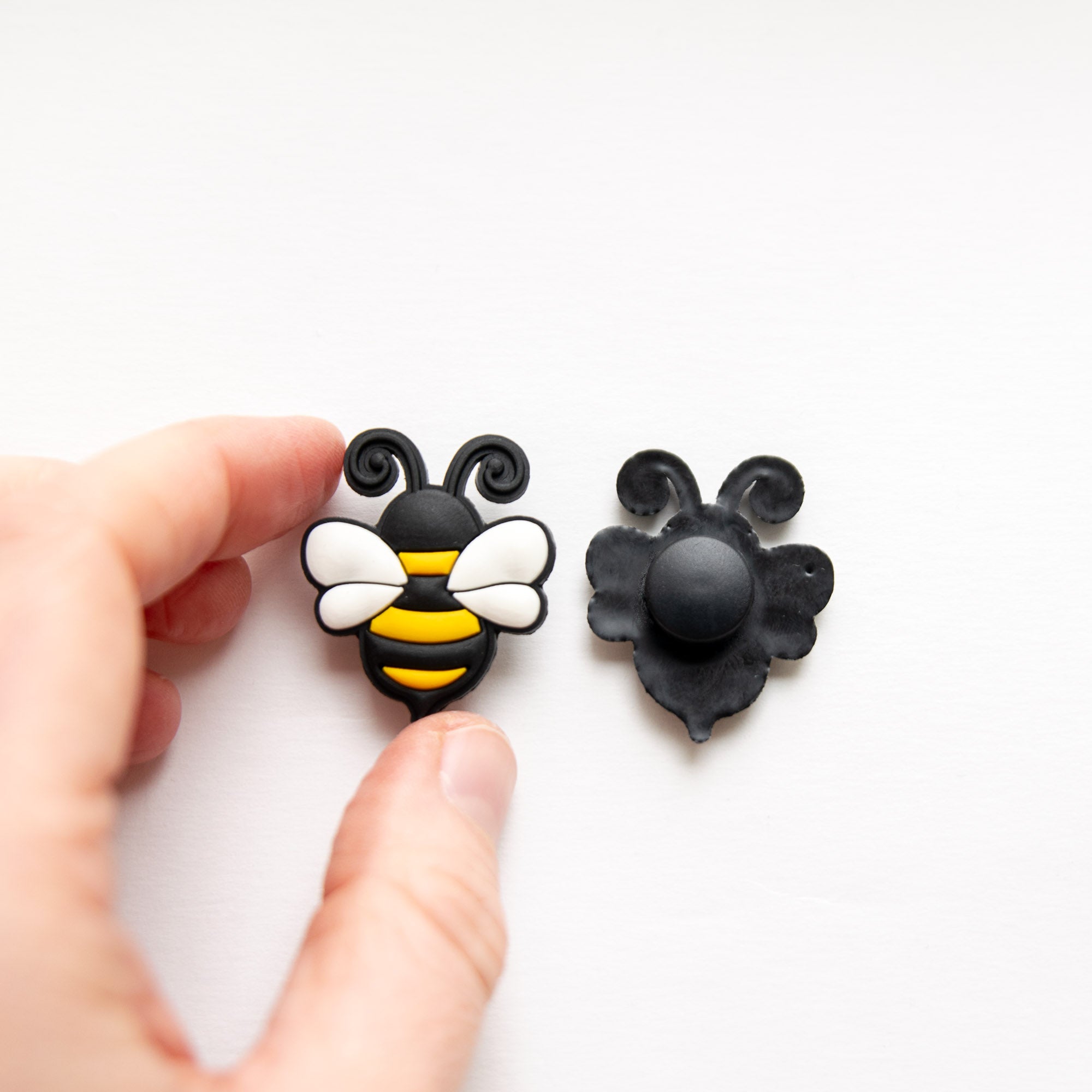 Accessoires pour Crocs Abeille