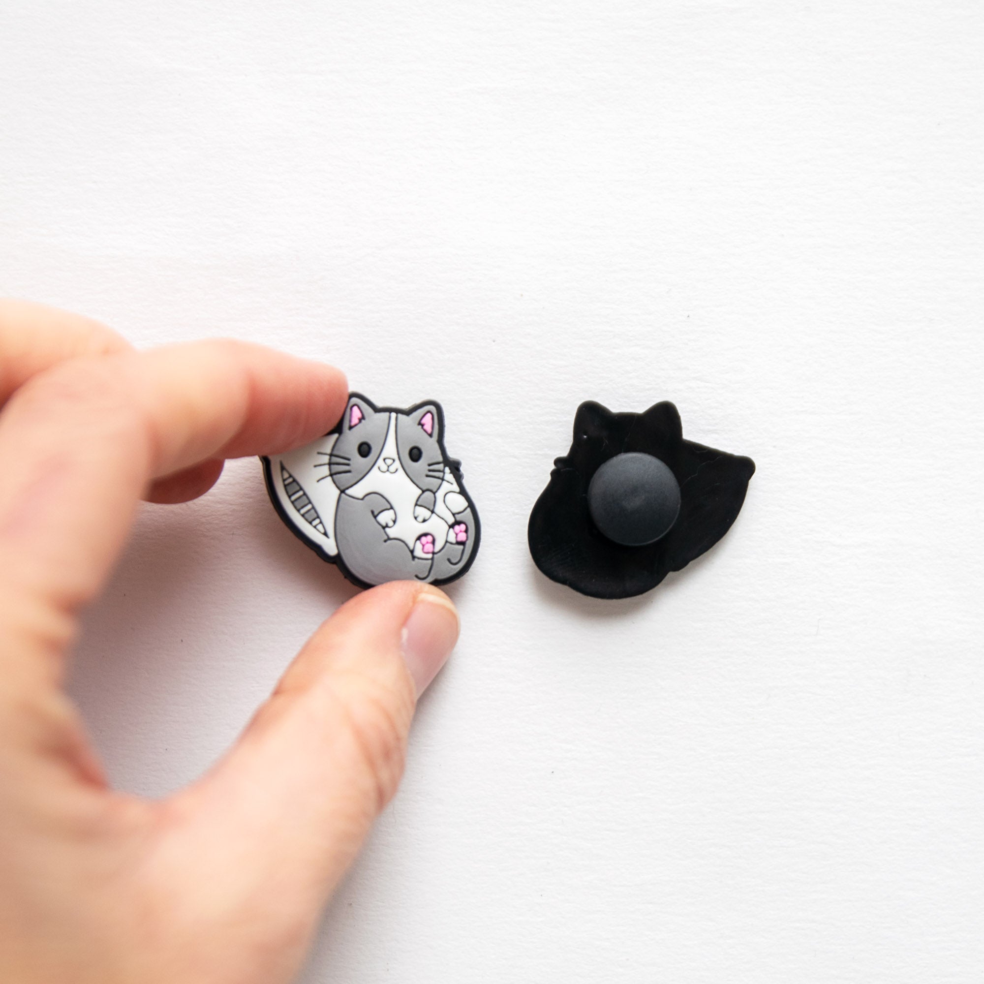 Accessoires pour Crocs Chat Gris & Oreiller
