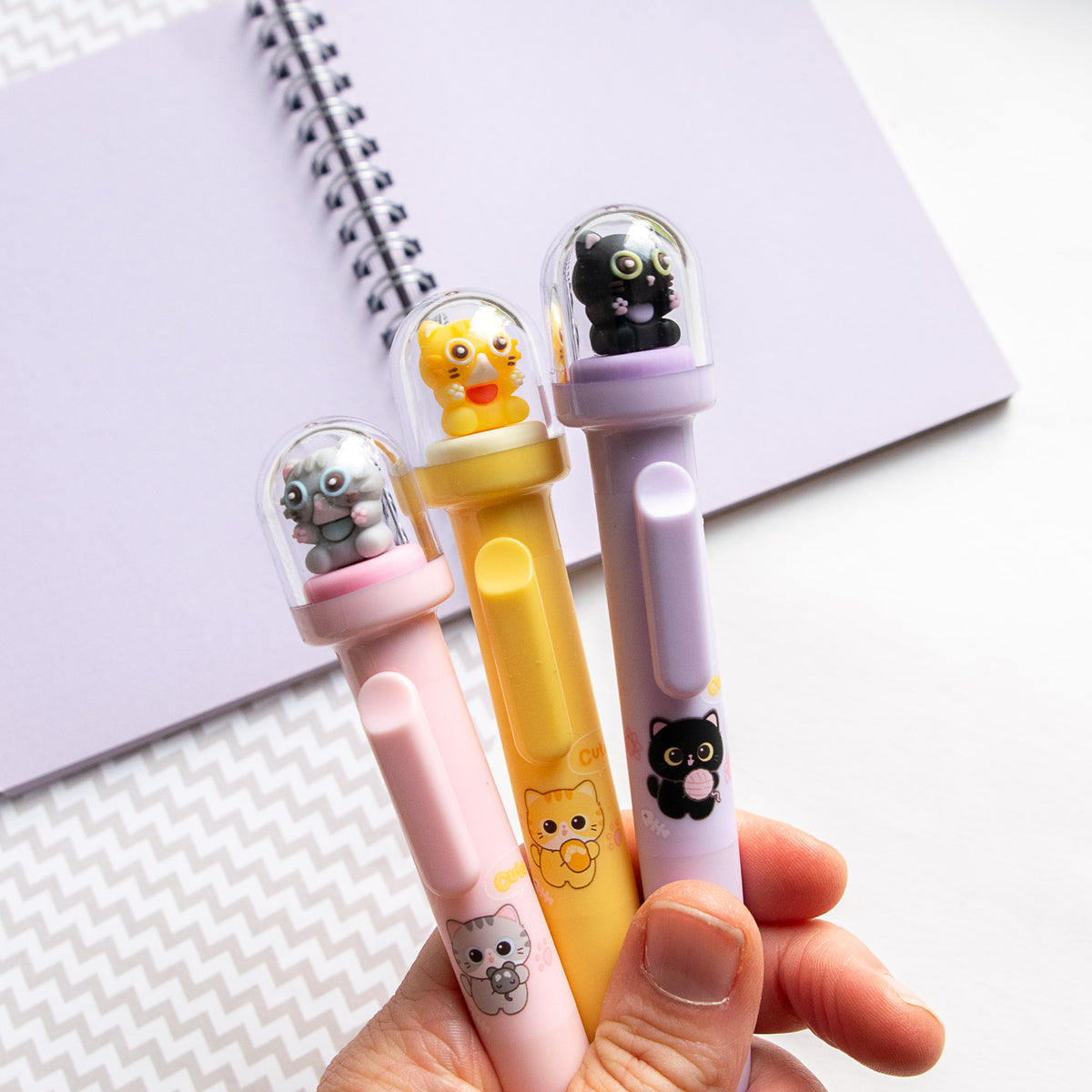 Stylo Kawaii Boule à neige – Chat Chibi