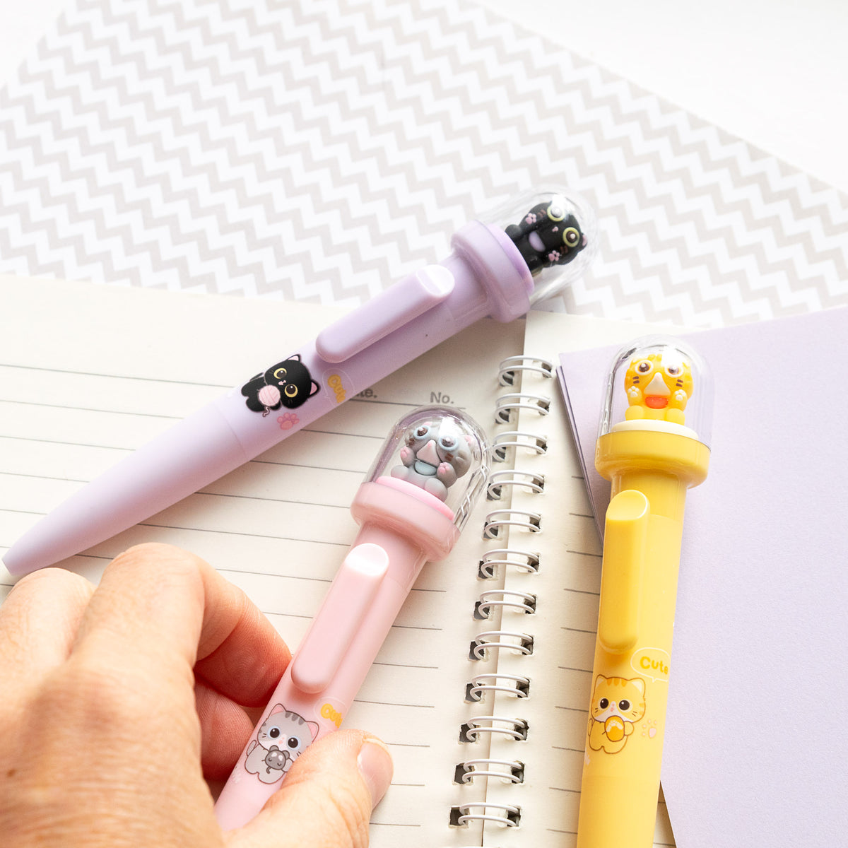 Stylo Kawaii Boule à neige – Chat Chibi