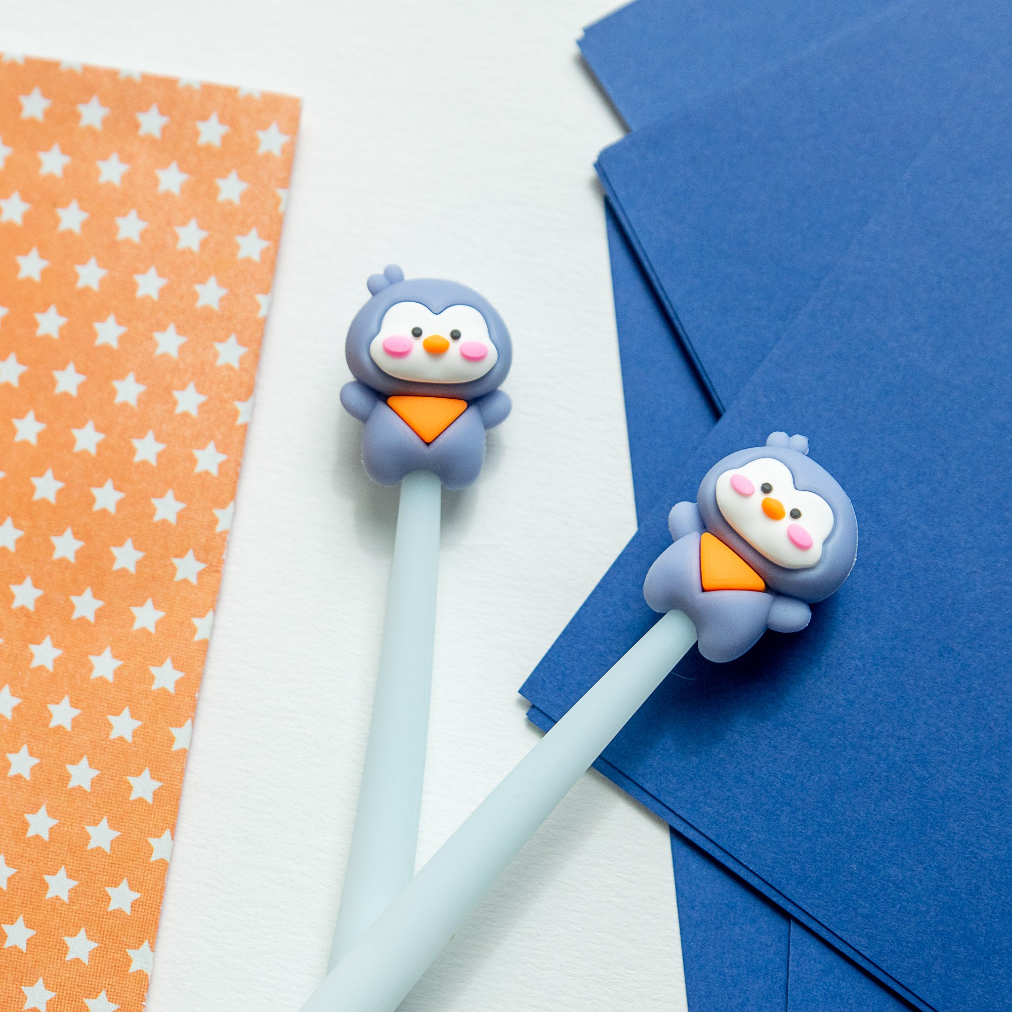 Stylo Souple à Secouer - Pingouin Kawaii