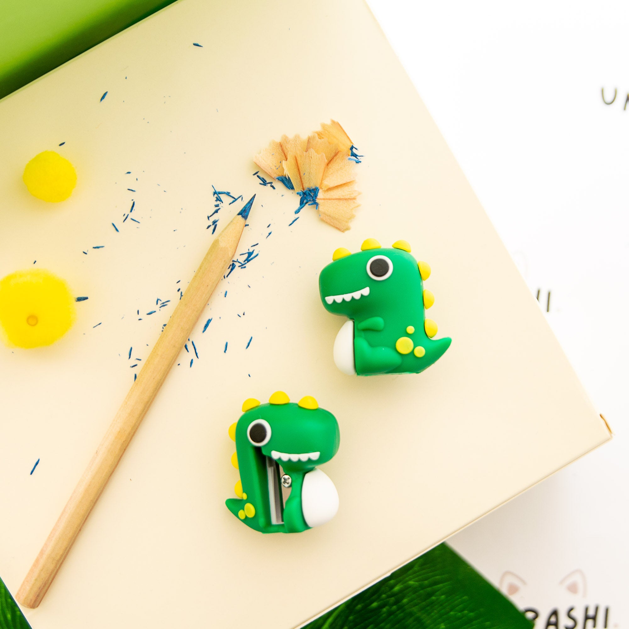 Taille-Crayon Kawaii Dinosaure