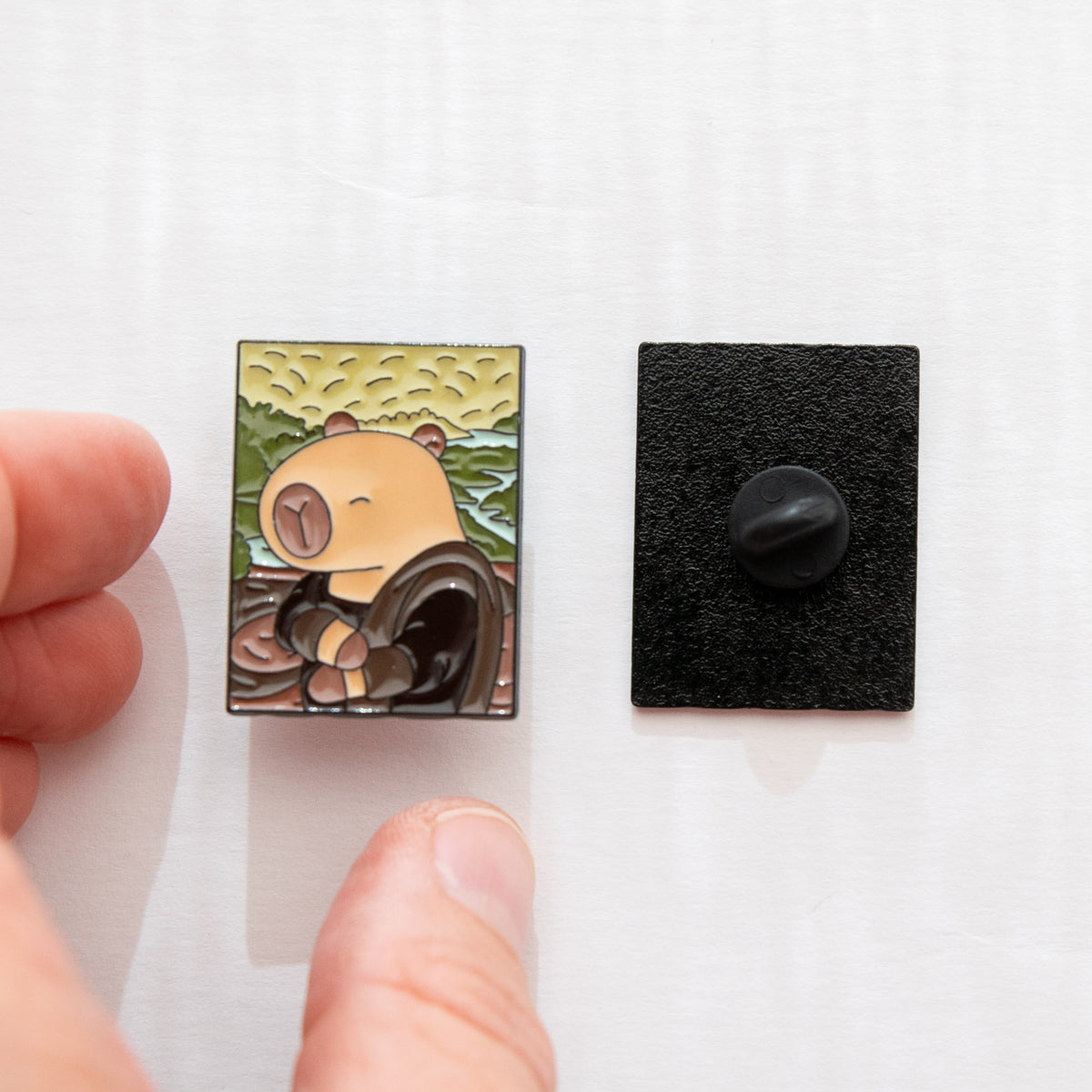 Pin's Capybara & Oeuvre d'Art