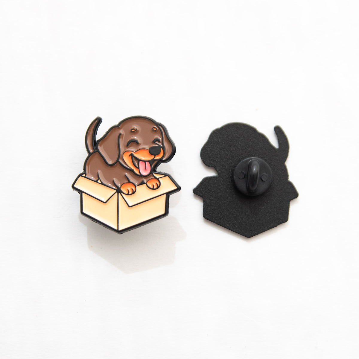 Pin's Teckel & Carton