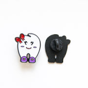 Pin's Dent & Noeud Rouge