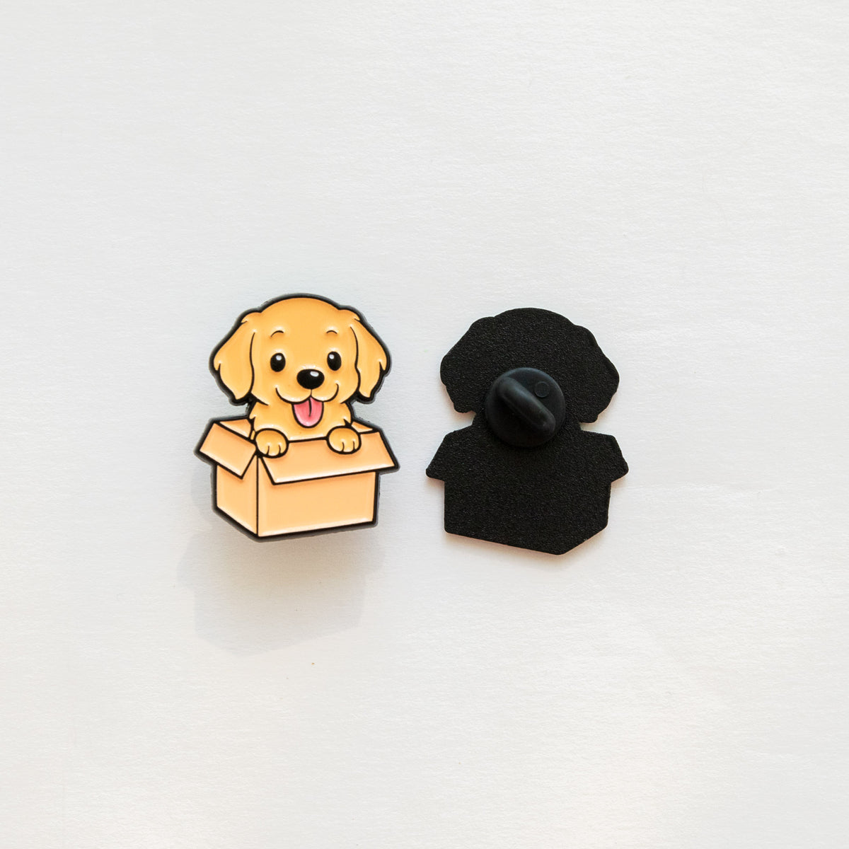 Pin's Golden Retriever & Carton