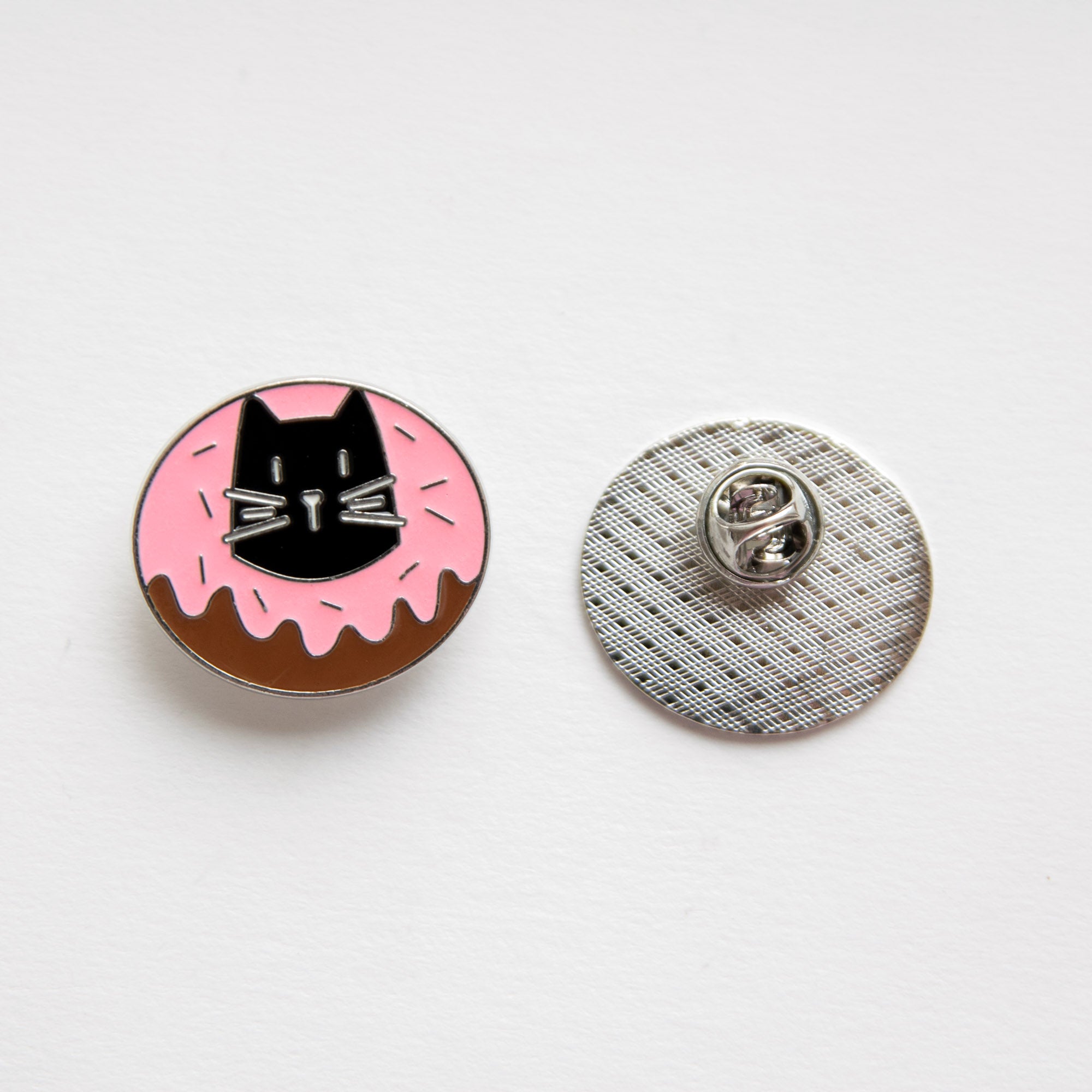 Pin's Chat Donut