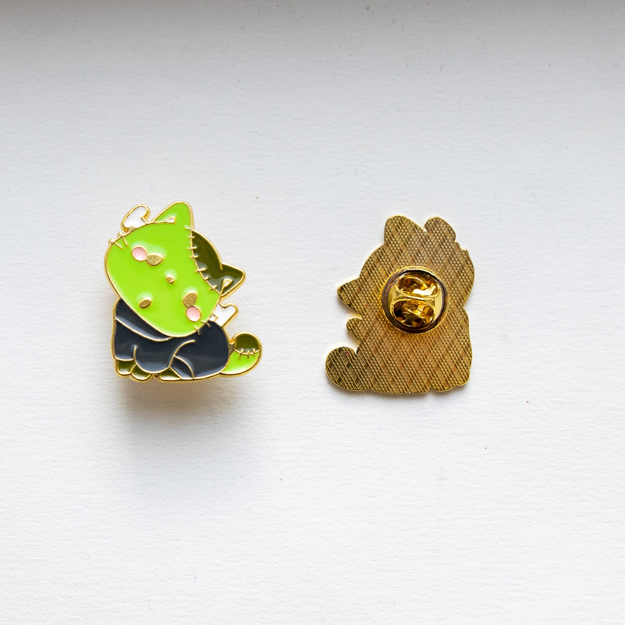Pin's Chat Frankenstein