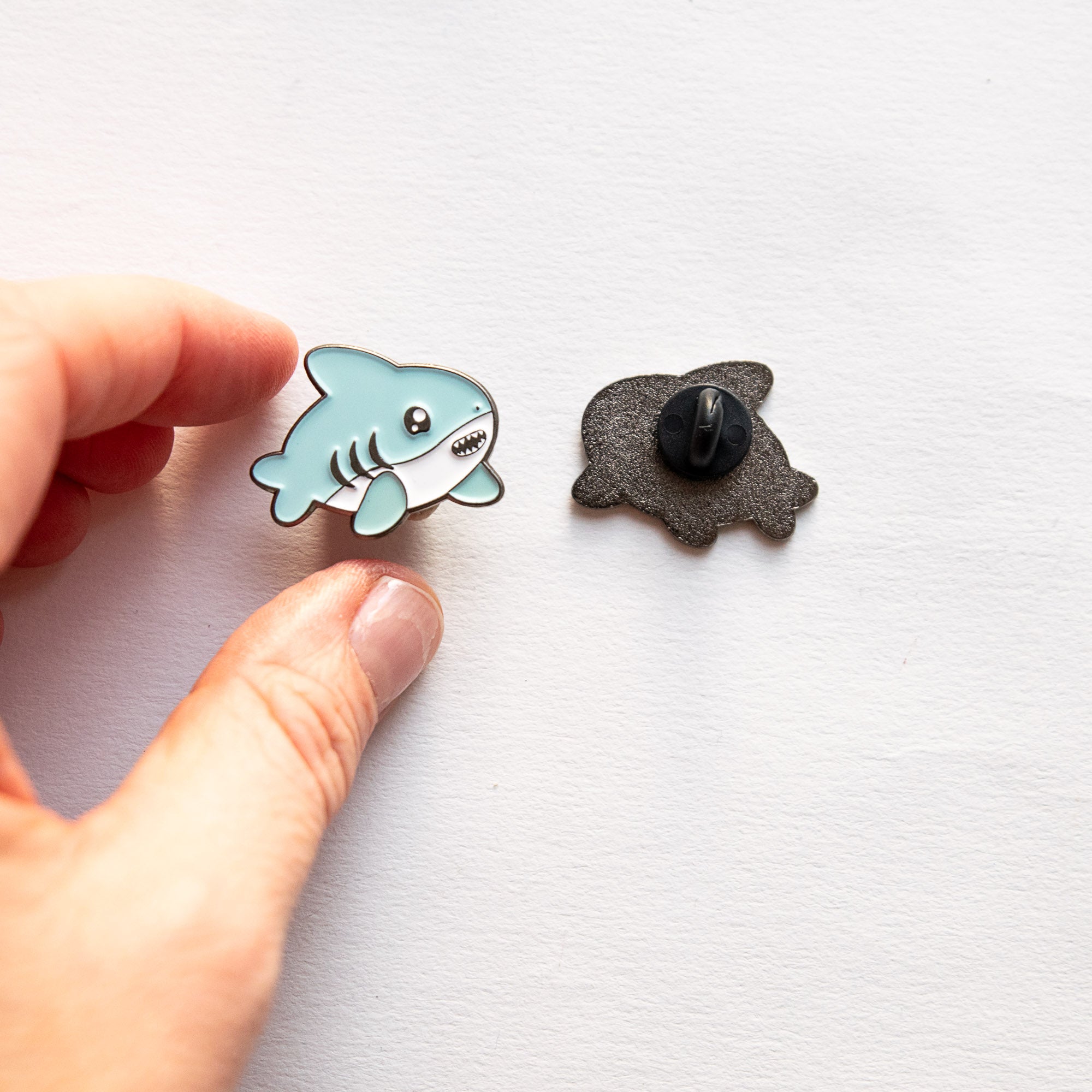Pin's Requin Bleu