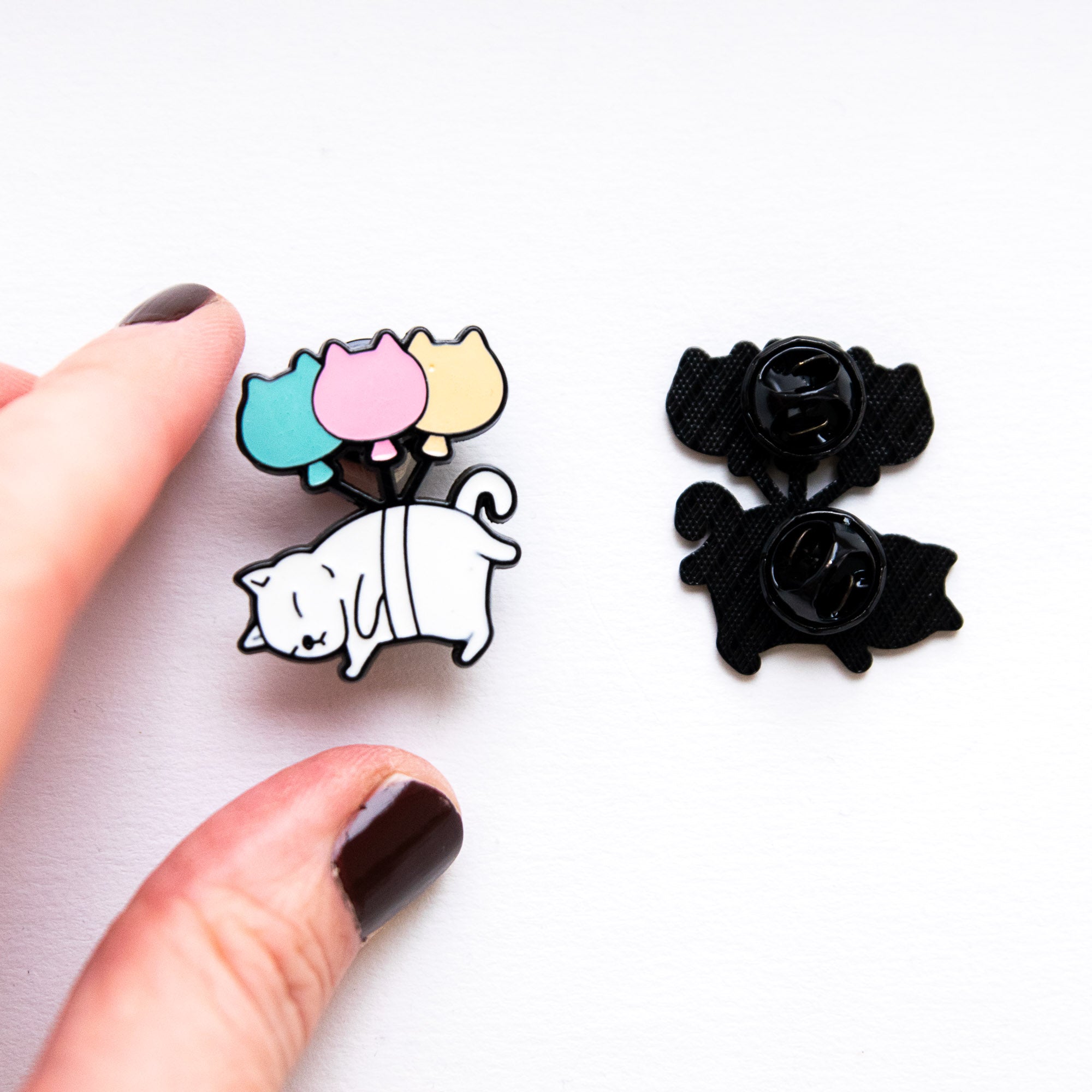 Pin's Chat & Ballons