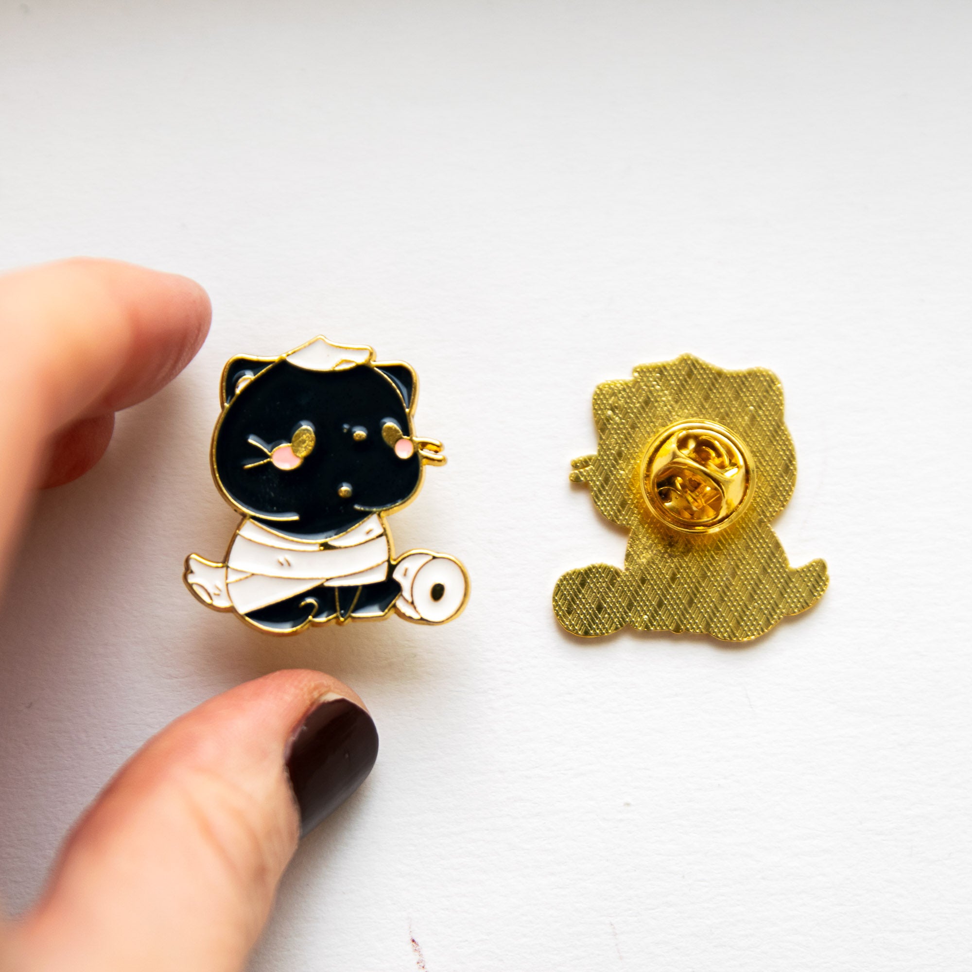 Pin's Chat & Papier Toilette