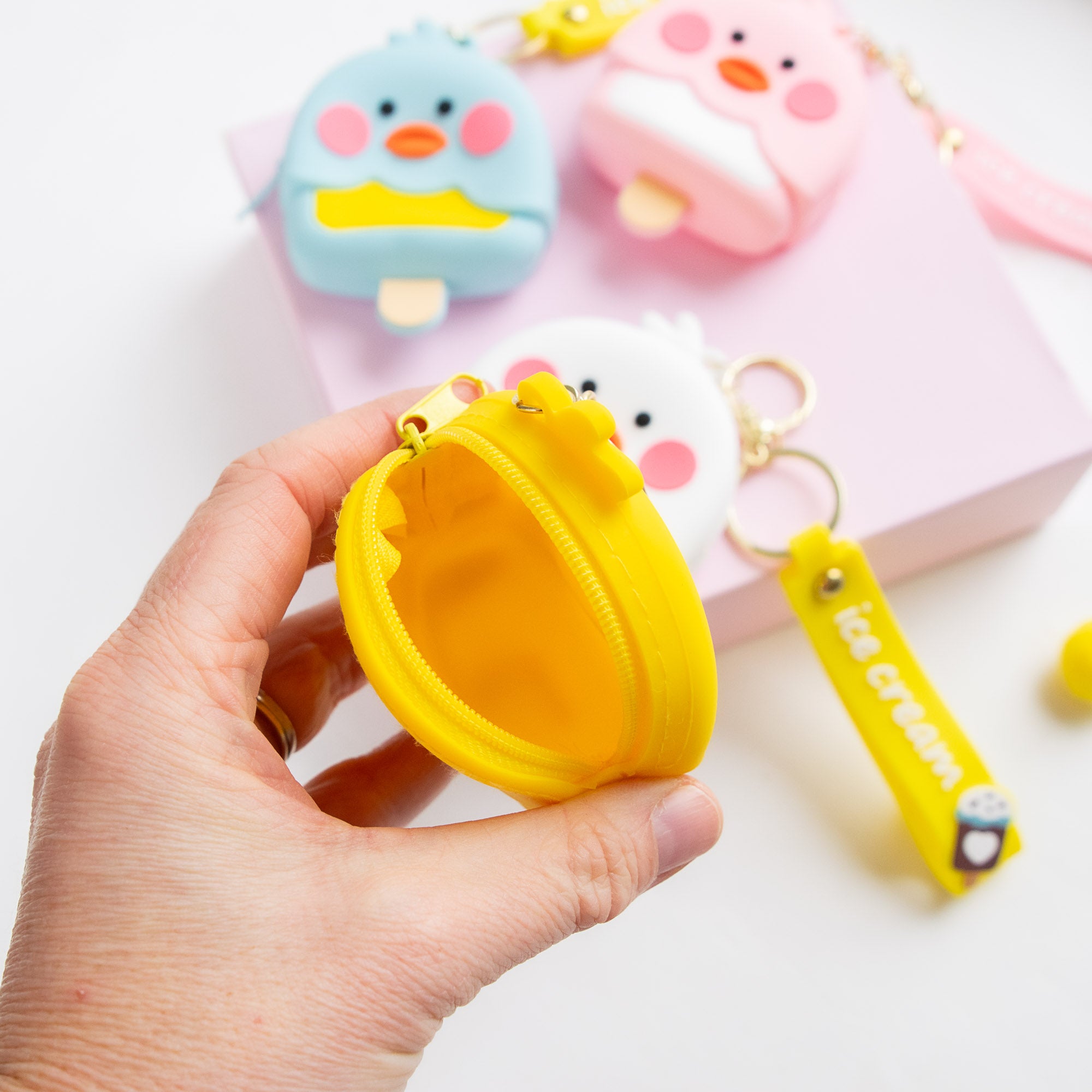 Porte Monnaie en silicone Poussin - Glace