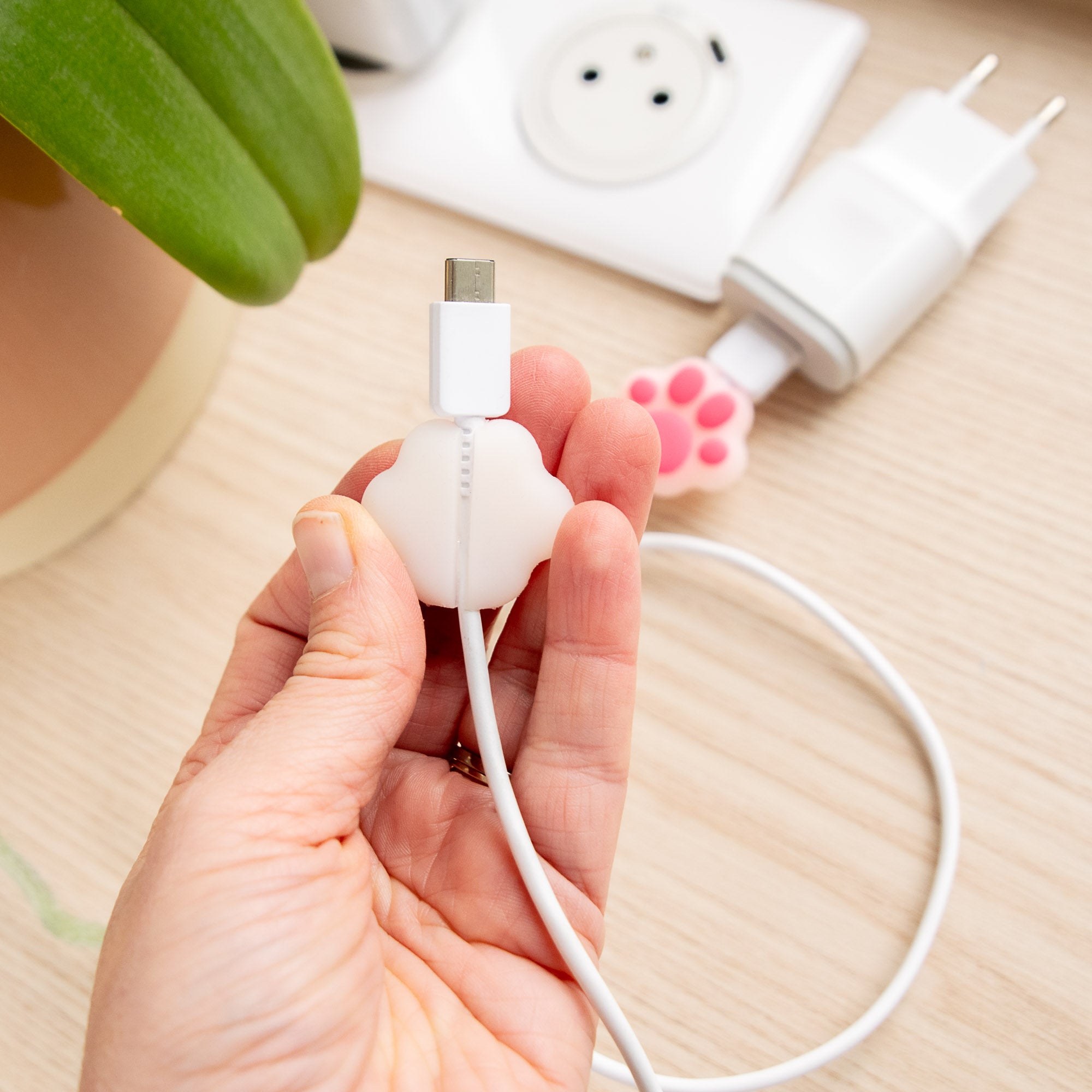 Kawaii Katzenpfote USB-Kabelschutz