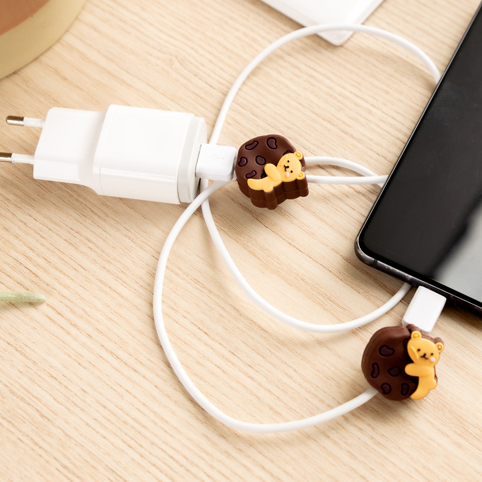 Protège-câble Kawaii USB Ourson & Biscuit