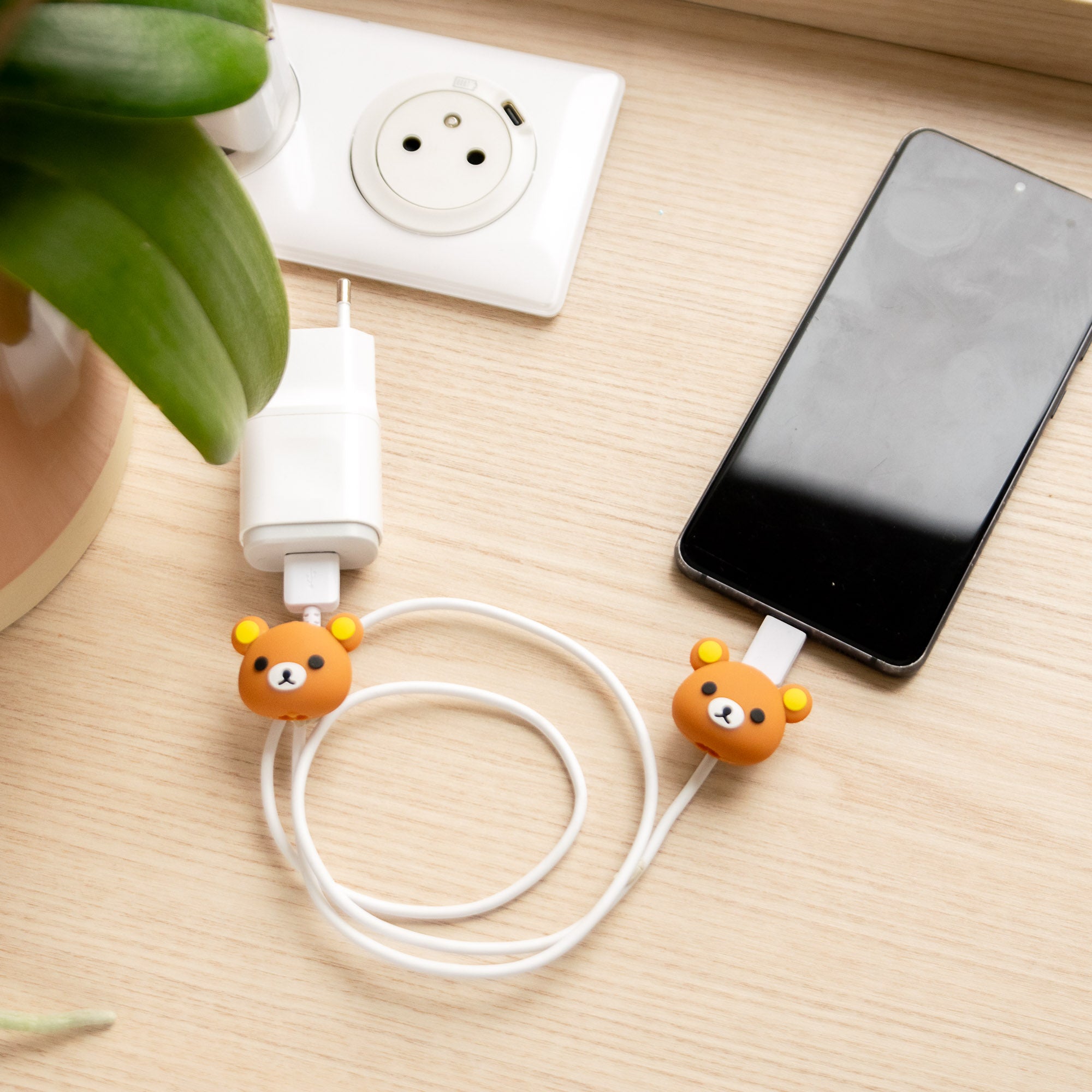Protège-câble Kawaii USB Ourson