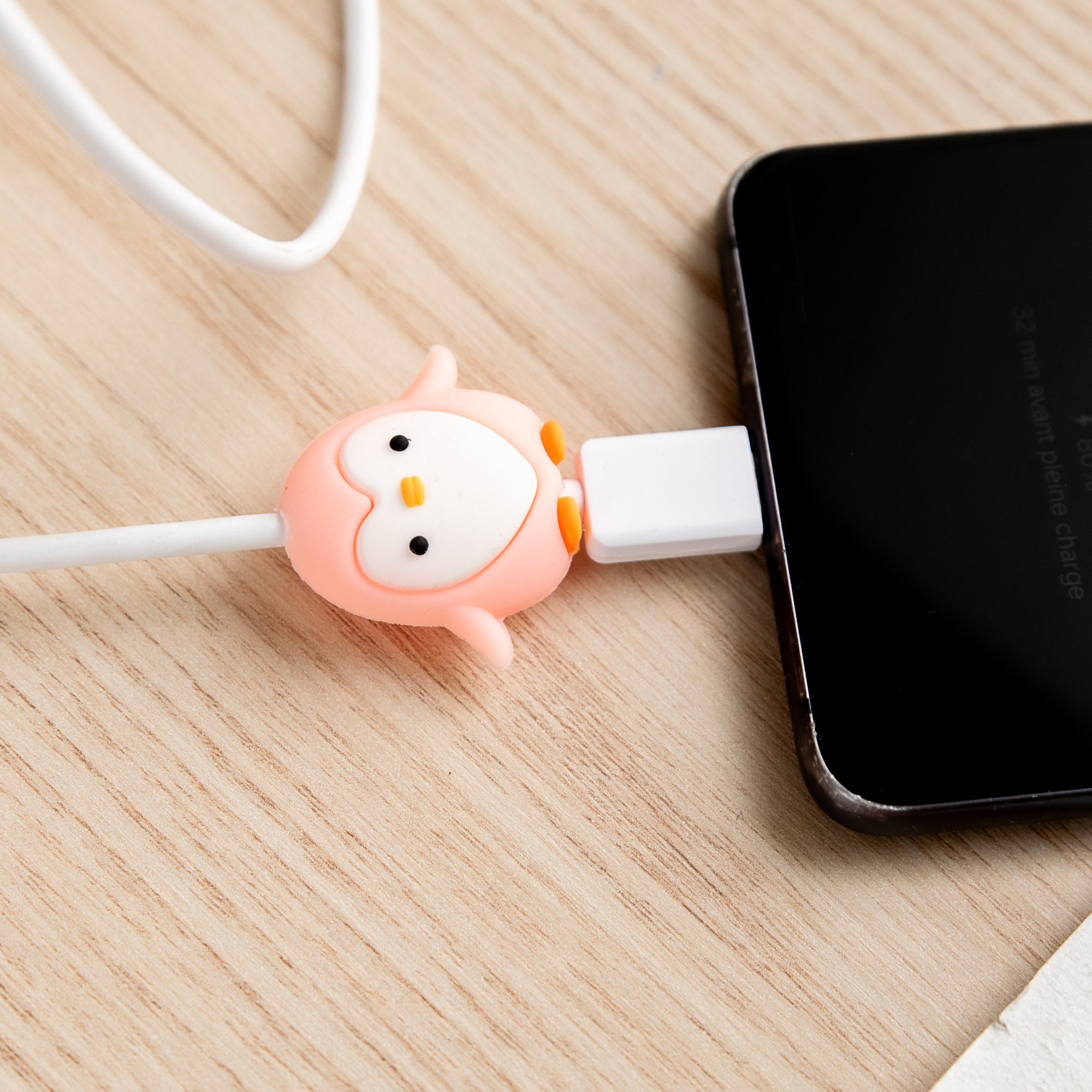 Kawaii Pinguin USB-Kabelschutz