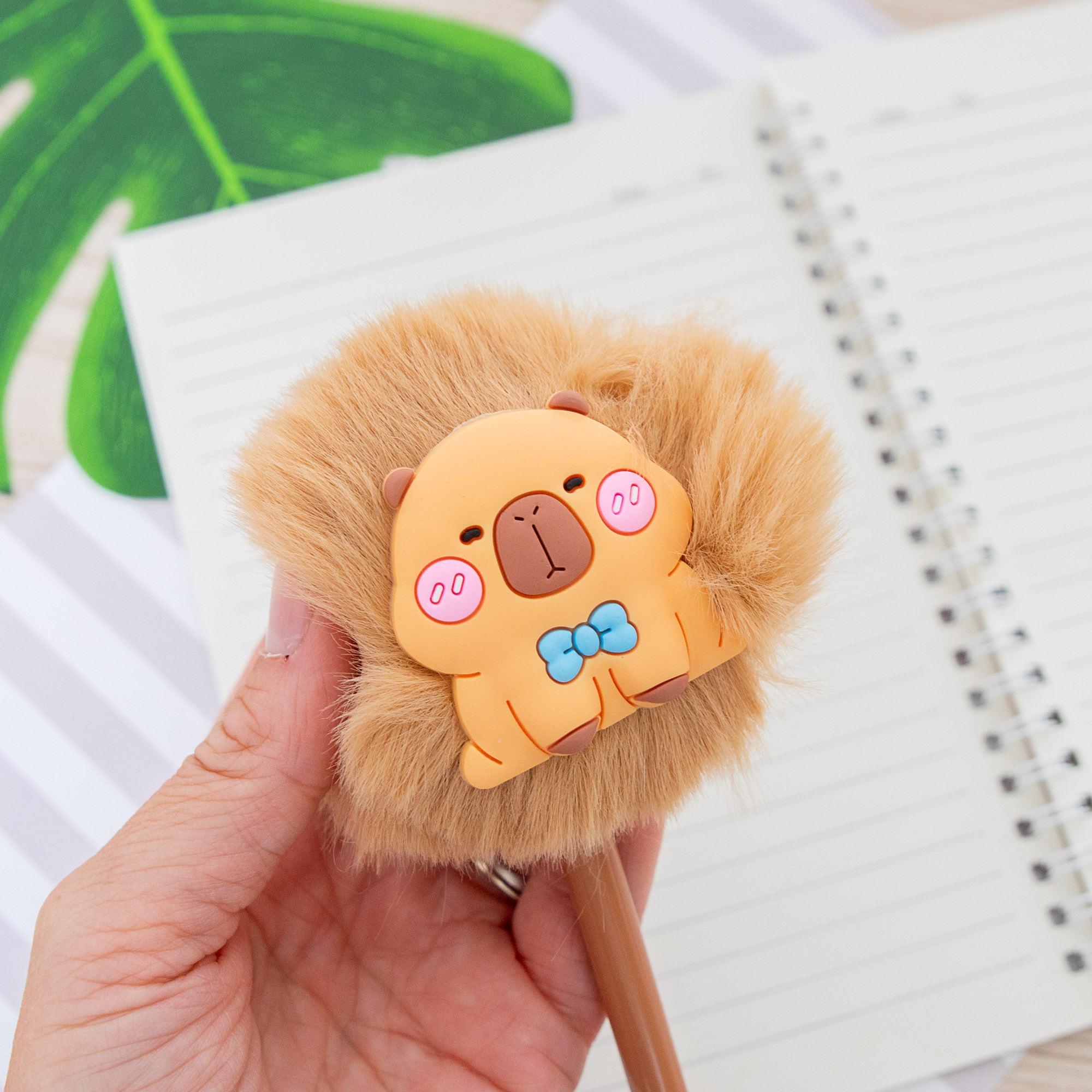 Stylo Pompon Capybara