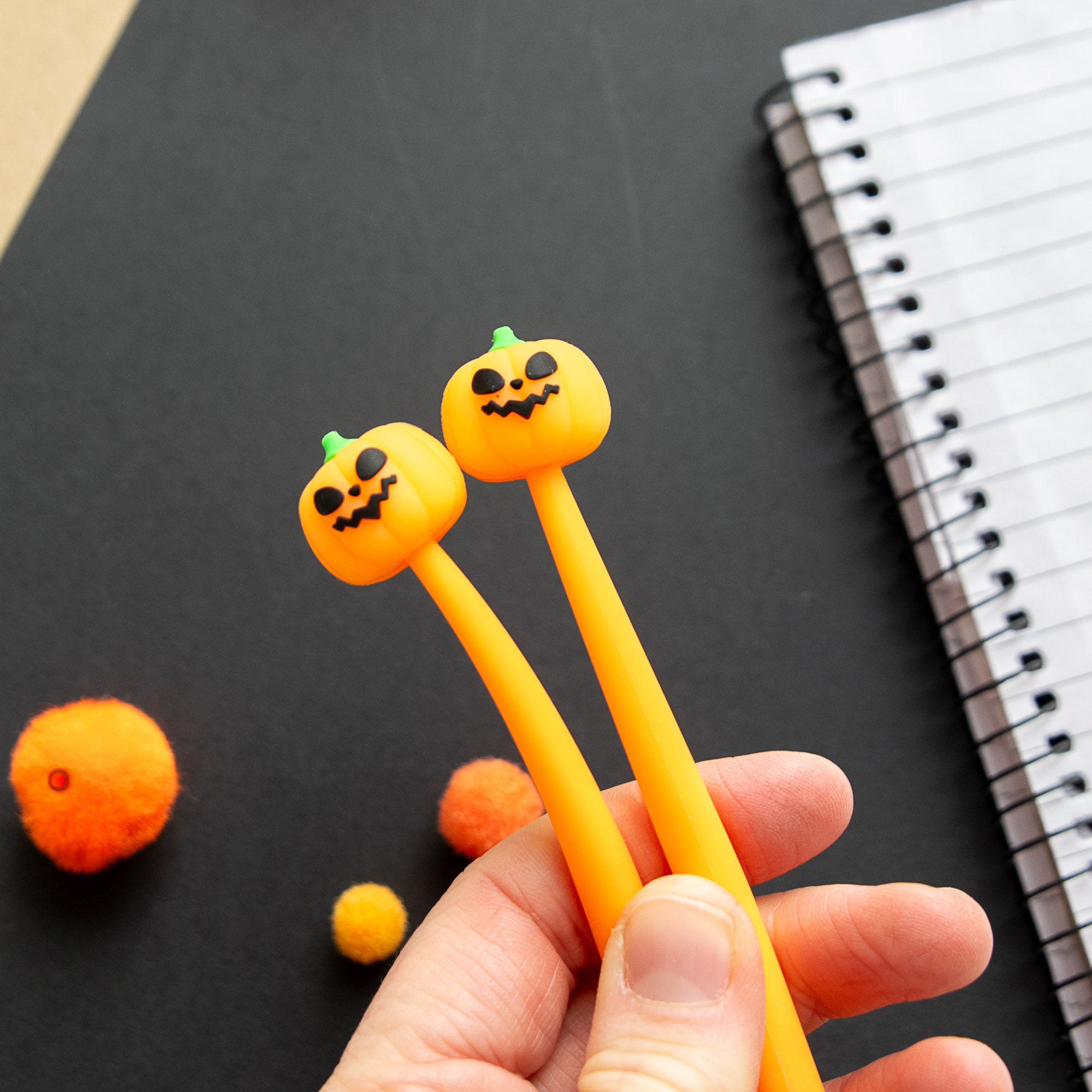 Schüttelstift – Halloween-Kürbis