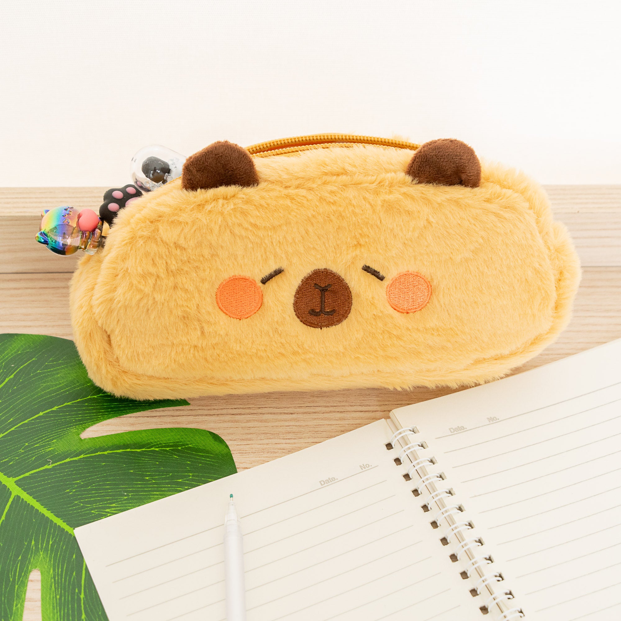 Trousse Peluche Capybara