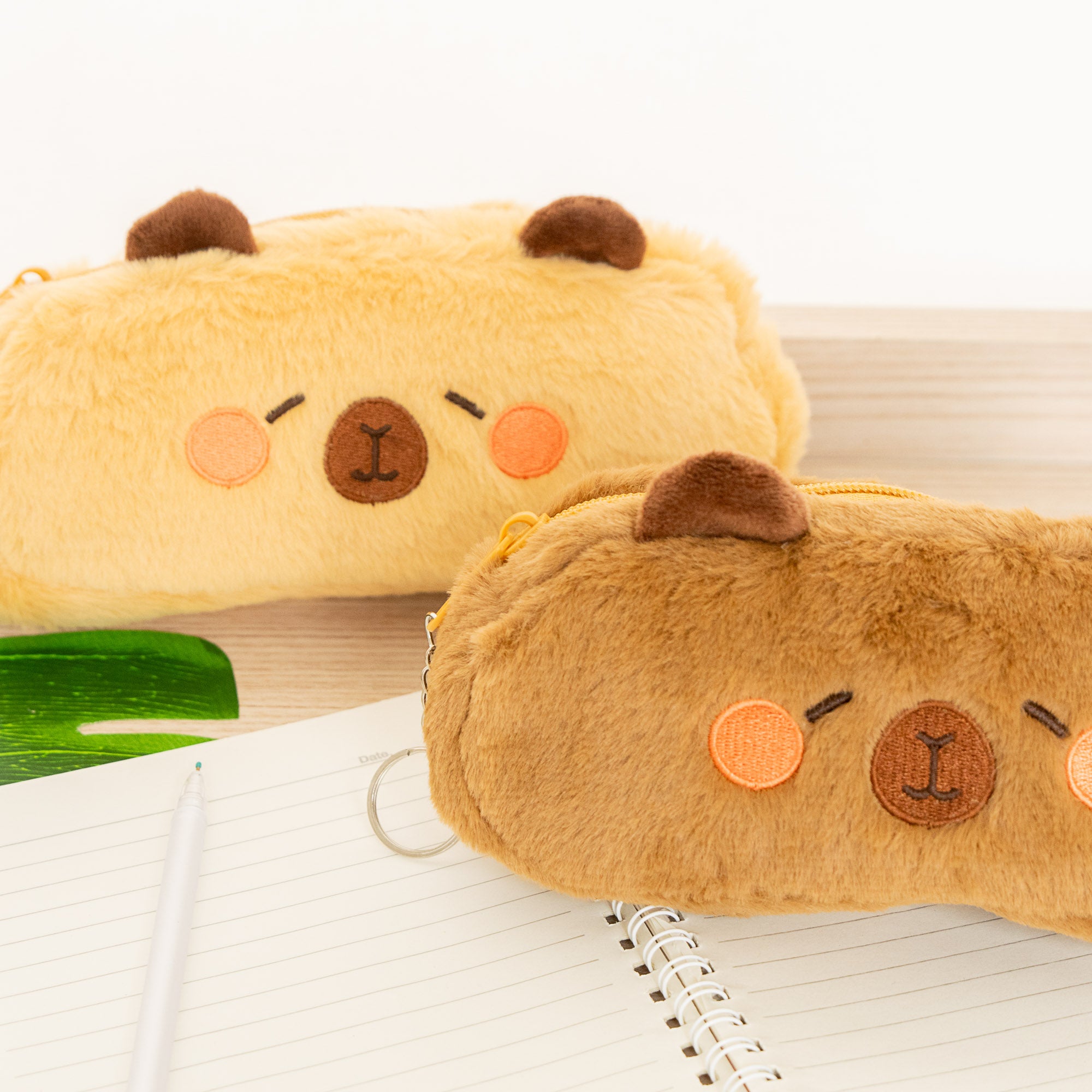 Trousse Peluche Capybara