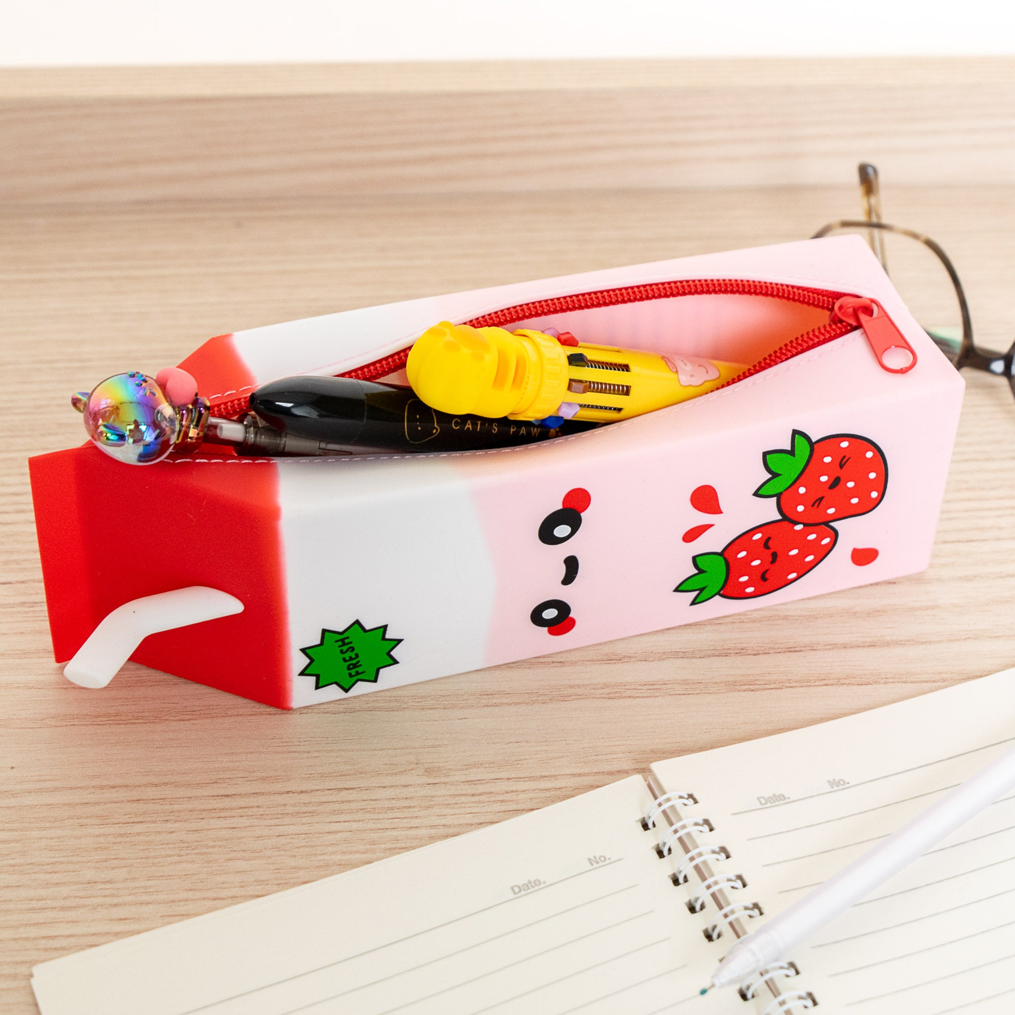 Trousse Silicone Brique de lait à la fraise