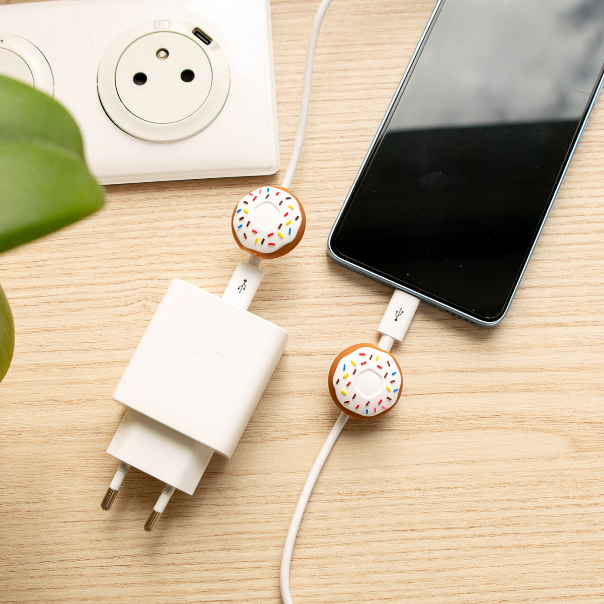 Protège-câble Kawaii USB Donut